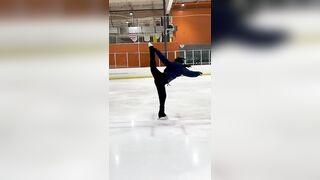 @JVKE #aesthetic #figureskating #blades #epic #wow #viralvideo #viralshort #flexibility #flexible