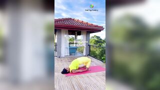 Bridge pose #yogaurmi #urmiyogaacademy #yogateacher #yogaasana #fitness #asana #fitness #yoga