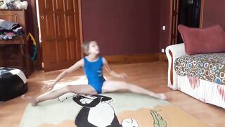 Girl Gymnast Victoria - shows Stretching and Flexibility to music /15.07.2023/