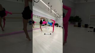 @Natalia.Dmitrieva #flexibility #gymnast #reels #tiktok #split #stretching #gym #viral #shorts