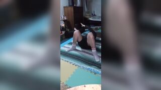 1min Yoga ????‍♂️ stretching and massage I think ????