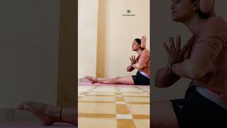 Sitting Yoga poses #sitting #yogaposes #yogaurmi #fitness #yogawithurmipandya