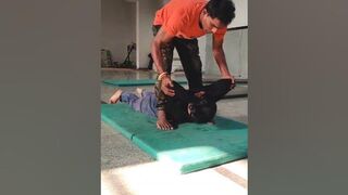 ????????Muscle Relaxation & Shoulder stretching #shorts #short #viral #trending #youtubeshorts #shortvideo