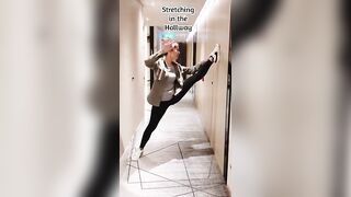 Stretching at the Hotel! ????#legflexibility #stretches #stretching #hotel #legflexibility