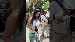 Malaika Arora Spotted at Diva Yoga In Bandra ???????????? #malaikaarora #malaika