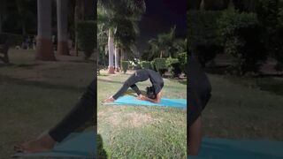 Advance chakrasana pose...????????‍♀️#yoga #fitness #strength #viralvideo #viralaudio #yogalovers