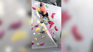 Stretching Hips and Armpits Bouldering #music #bouldering #climbing #抱石 #shorts