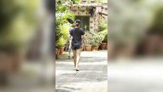 Bollywood Update: #MalaikaArora headed to Diva Yoga Studio in Bandra. #ytshorts #trending #paparazzi