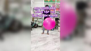 Bơm như vậy nổ không mọi người , bóng yoga #phimhay #xuhuong #nguyenthanhtai #vềquê #funny #hài