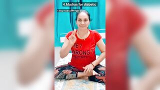 Cantrolled diabetes with this mudra#yoga mudra #treding #shortvideo #viral