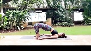 Peace begins with Yoga ???? #yoga #yogaforbeginners #yogagirl #yogaflow #shilpashetty #yogapractice