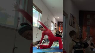 #twist #yoga #challenge #daily #practice #yoga #bellyfat #loseweight #stretching #xuhuong