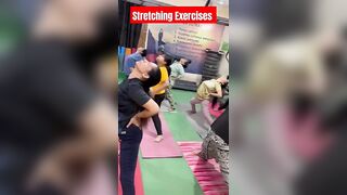 Morning Stretching Vibes#trending #viral #fatlossworkout #weightloss