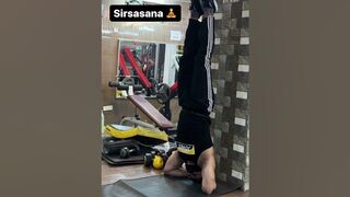 #sirsasana #sirsasanavariation #yoga #fitness