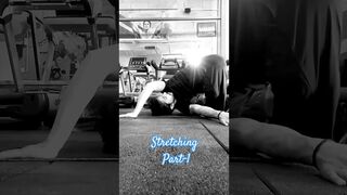 Stretching????????‍♂️????#viral #shorts #youtubeshorts #motivation #fitness #workout #gym #music #reels
