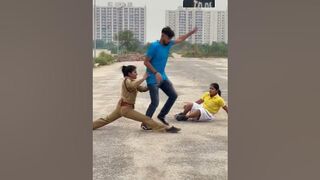 क्या हिम्मत है पुलिस वाली की????#dance #funny#stunt #newsong yoga stretch