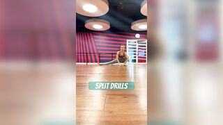 SPLIT DRILLS???????????? #split #flexibility #flexible #gym #stretch #stretchingexercises #stretchingtips