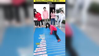 Stretching वाली Game, देखते है कोन जीतेगा सबसे ज्यादा पैसे ????????