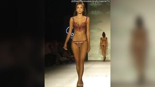 Lencería Runway Models x SORT Lingerie Fashion Show | PT1 | 4K Vertical Video In Slow Motion 2024