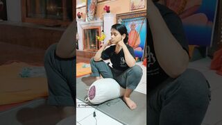 PITCH OF BHRAMRI PRANAYAM#yoga#yogateacher#yt#shortvideo#short#shorts#shots#viral#yogagirl#pranayama