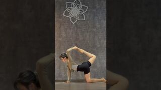 Advance backbend yoga #yoga #backbends #viral #yogimit #yogapose