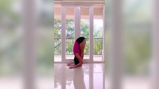 Advanced Yoga Pose #yogaurmi