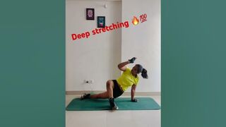 Deep Stretching for full body strengthening????????❤️#fitness #fatloss #athome #fitmoms #trending #viral