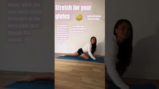 Glutes stretch #homeworkout #sciatica #nerve #stretching #glutes #tension #release #calm #exercise