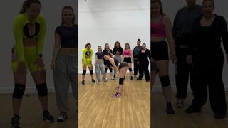 BEST TWERK ROUTINE EVER ???????????? choreographey by Lauren Halil #twerkclass #twerkteacher #laurenhalil