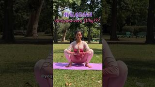 Malasana the best pose #yoga #yogagirl #yogapractice #youtubeshorts #shorts #malasana #yogi #fitness