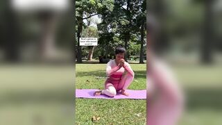 Malasana the best pose #yoga #yogagirl #yogapractice #youtubeshorts #shorts #malasana #yogi #fitness