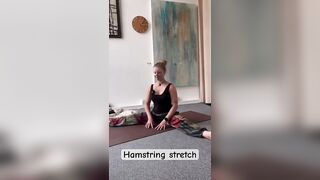 Hamstring stretch #yogaflow #stretching #yogapractice #hamstringstretches