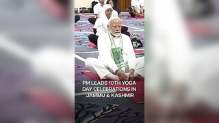 PM Modi Performs Yoga Near Dal Lake in Srinagar | Subscribe to Firstpost