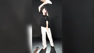 #bienhinh #dinhmylinh #dance #xuhuong #flexible #kpopdance #duet #kurdishmidzy #blackpinkdance #blac