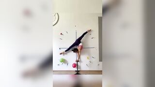 World flexible Girl In Japan