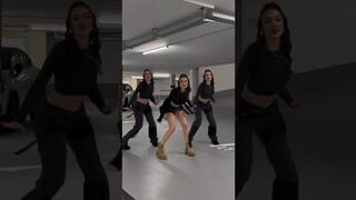 TikTok Twerk Challenge???? #dancechallenge #dance #dancing #twerk #tiktok #trending #shorts #ytshorts