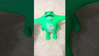 squishy stretching frog ???? ???? #viral #squishy #stretching #fidget #softtoys #youtube #shorts