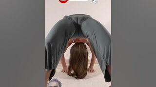 Happy Sunday stretching #yoga #yogagirl #yogapractice #viralvideo