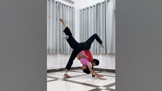 #duo challenge....#balancingyoga # strengthening #acropose #mountainlifting....#stretching