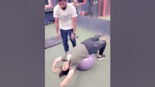 Fly karke . Sabba & Jasmine Akhtar { four back stretching exercise } ????#trending ????#viralshort ????