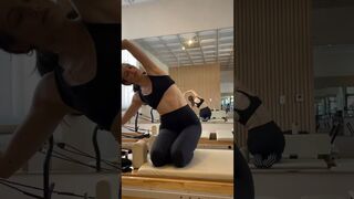 Stretching on the reformer ????????