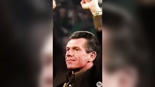 ????Vince McMahon, figura de la gama Bend-ems (flexible y articulable) del año 1999????