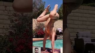 Flexible Yoga Stretching Split Flow #shorts #short #yoga