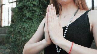 3 Minutes Everyday | Try This With Your Hands | Sadhguru On Meditation | Yoga