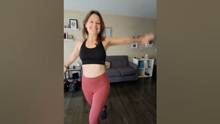 Yoga for hips and low back! Stretching for runners. Mobility Exercises for Running! #runningchannel