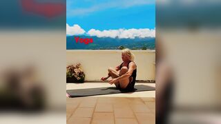 #yoga #yogainspiration ##advancedyoga #yogalive #shortvideo #asana #yogi