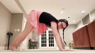 Graceful yoga flow (stay till the end)