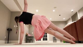 Graceful yoga flow (stay till the end)