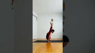 SuperFly Firefly Press To Handstand Yoga Shorts- Switchy Woman Edition | Shana Meyerson YOGAthletica