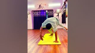 Power Yoga???? #poweryoga #yoga #shorts #youtube #youtubeshorts #trending #viral